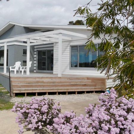 White Shells Holiday Rental Nepean Bay Екстериор снимка